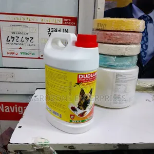 Dudu-Krin Insecticide Pet Shampoo 2liter