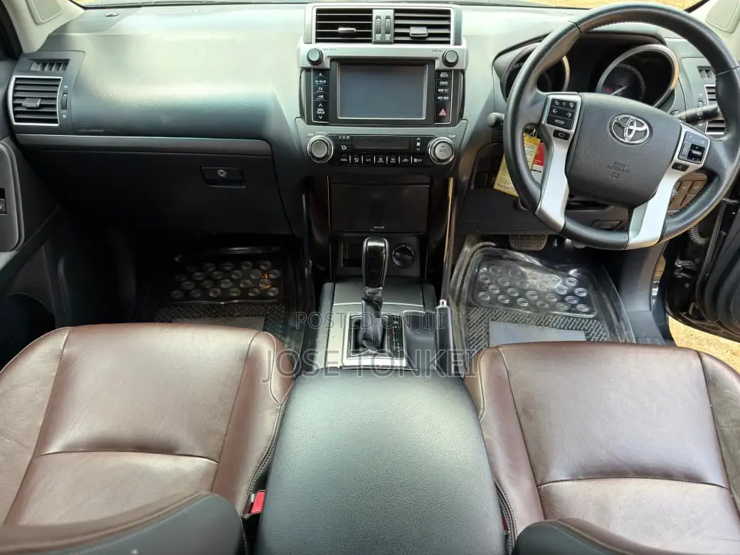 Toyota Land Cruiser Prado 2.7 2017 Black