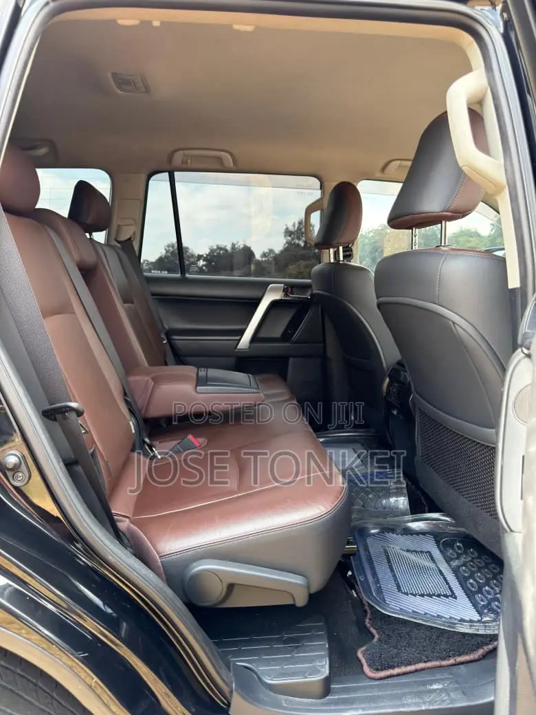 Toyota Land Cruiser Prado 2.7 2017 Black