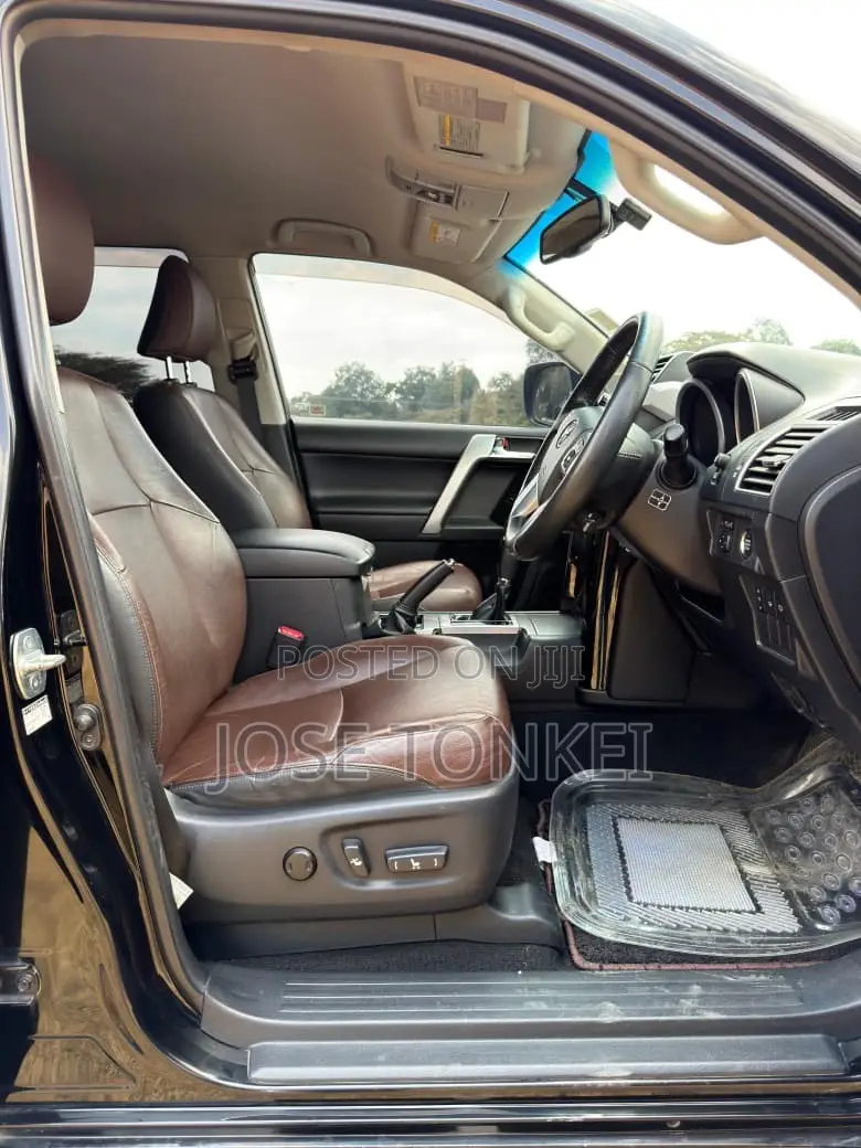 Toyota Land Cruiser Prado 2.7 2017 Black