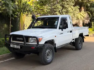 Toyota Land Cruiser 79 Series 2014 White