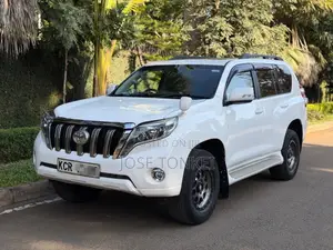 Toyota Land Cruiser Prado 2.7 i 2011 White