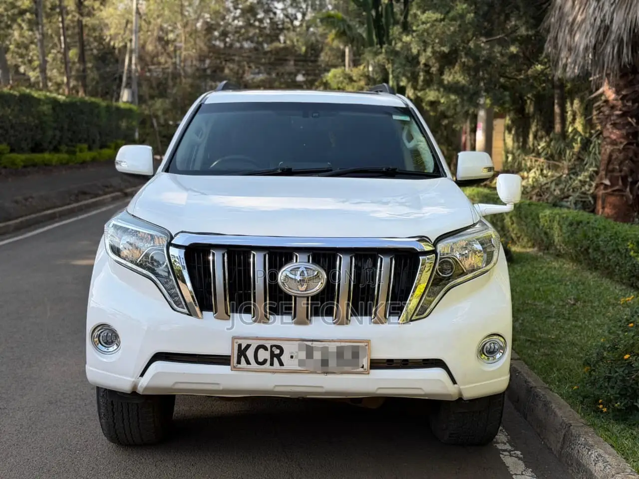Toyota Land Cruiser Prado 2.7 i 2011 White