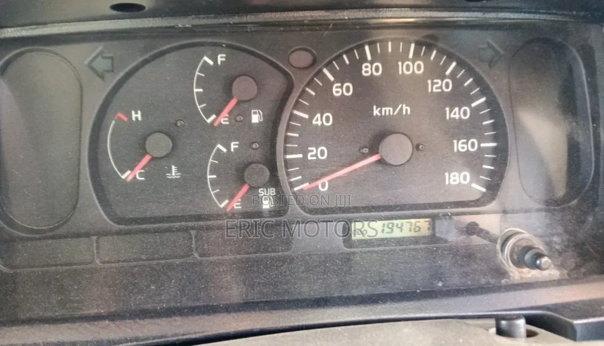 Toyota Land Cruiser 2008 Yellow