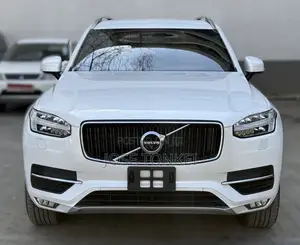Volvo XC90 T5 Momentum AWD (2.0L 4cyl 8A) 2017 White