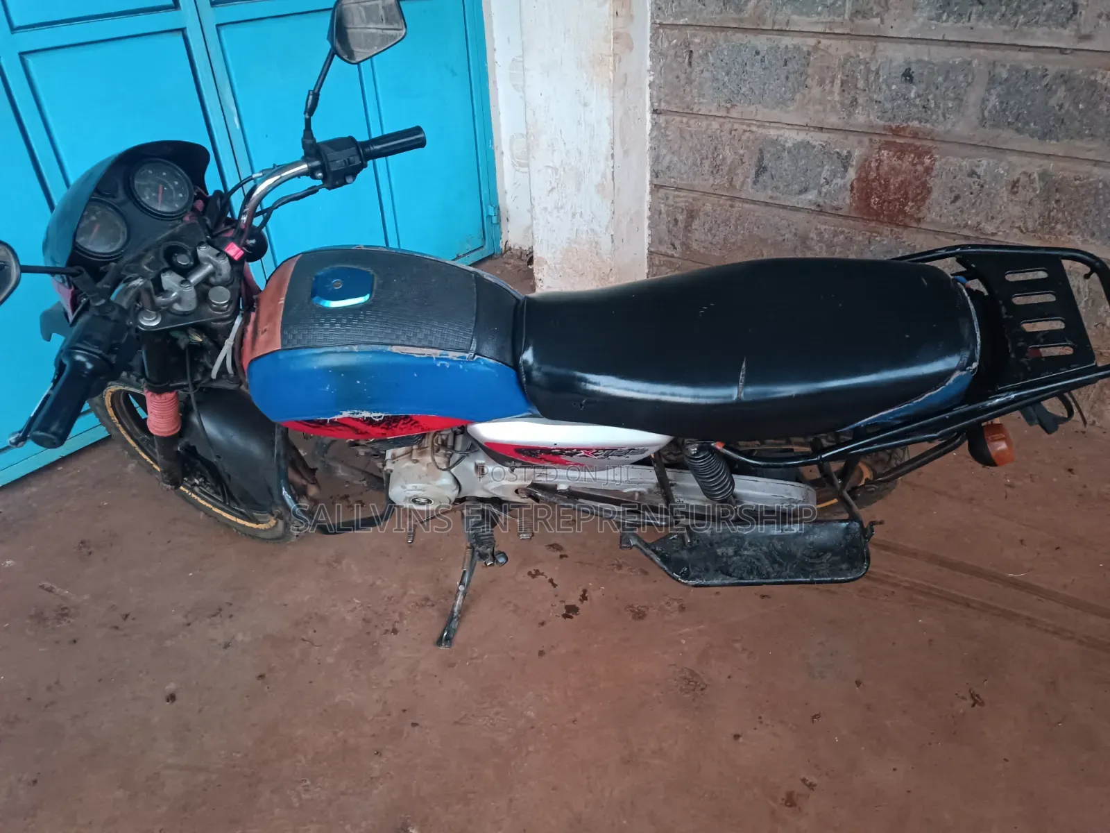 Bajaj 2019 Red