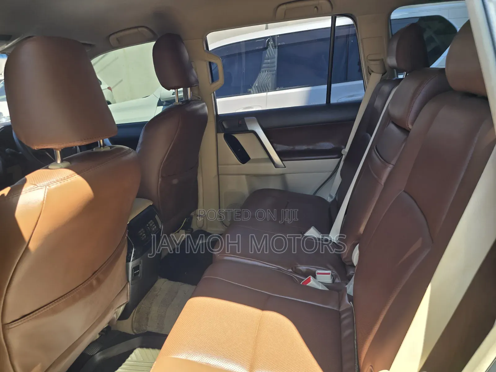 Toyota Land Cruiser Prado 2016 Gold