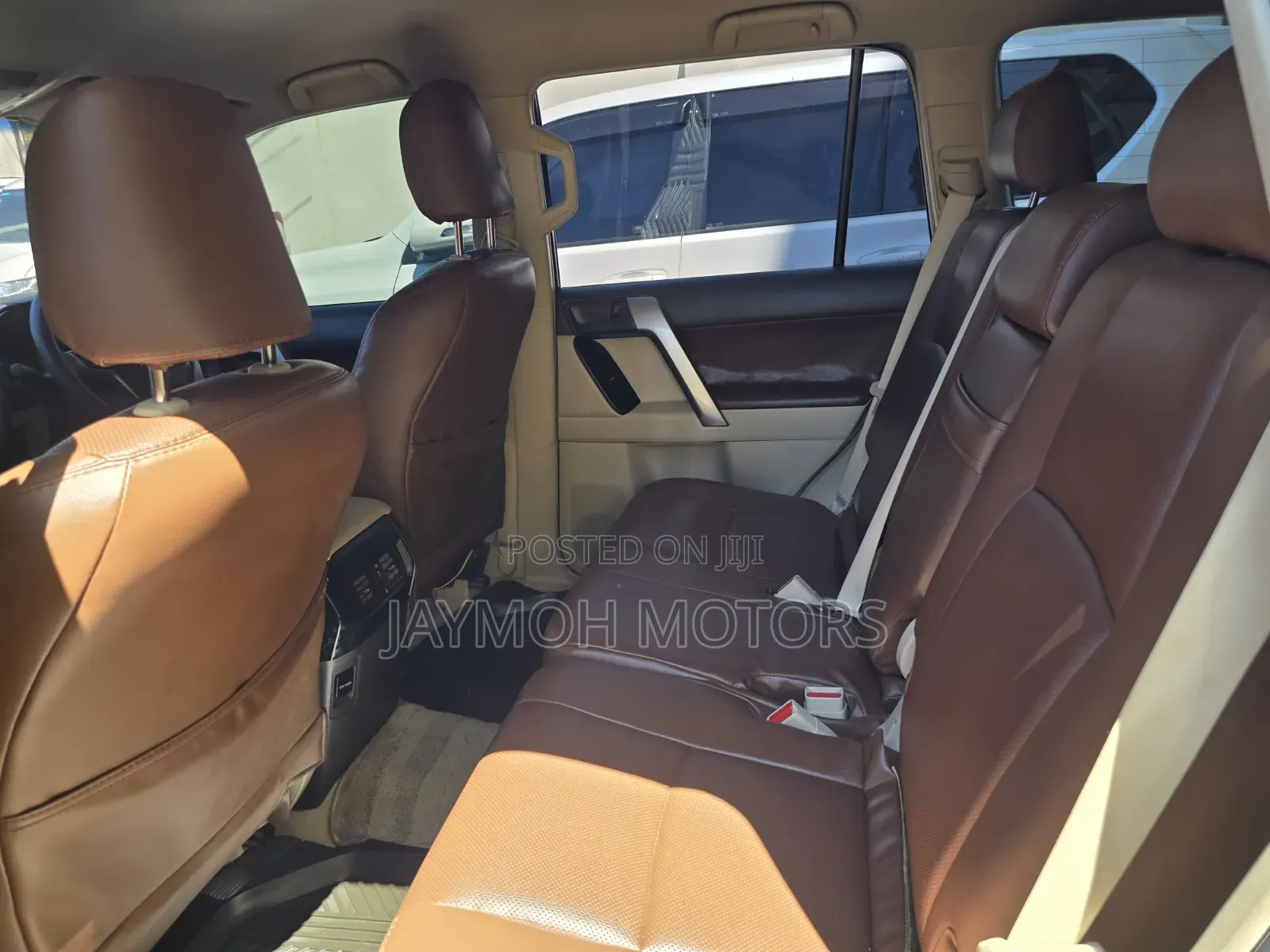 Toyota Land Cruiser Prado 2016 Gold