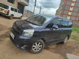 Toyota Voxy 2008 Purple