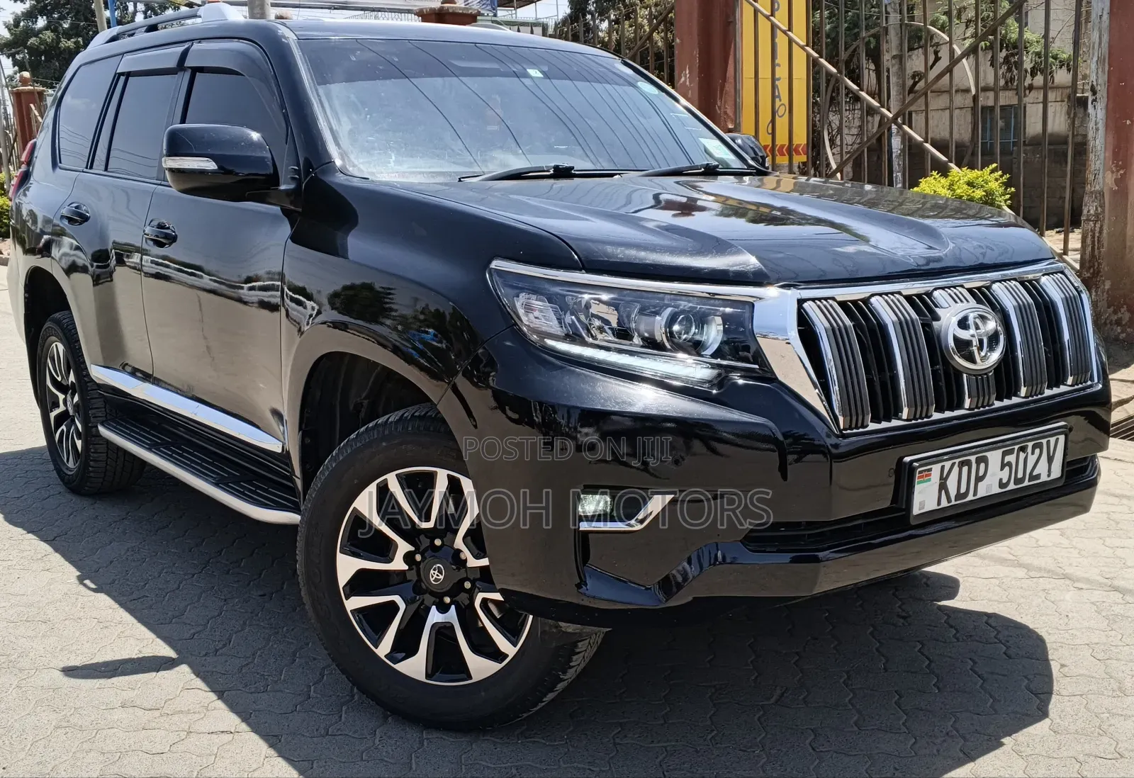 Toyota Land Cruiser Prado 2018 Black