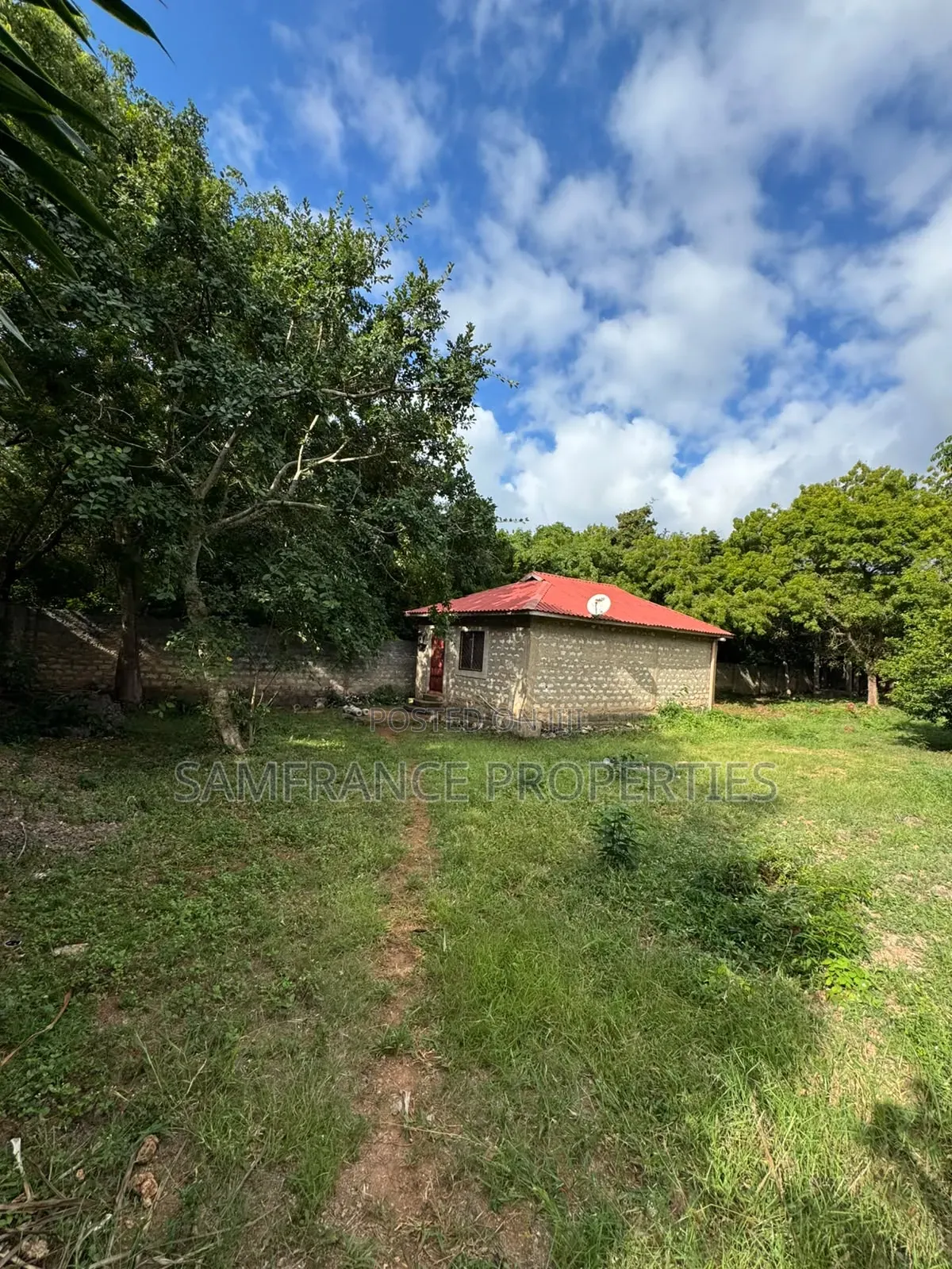 Diani Development Quarter Acre Plot Third Row