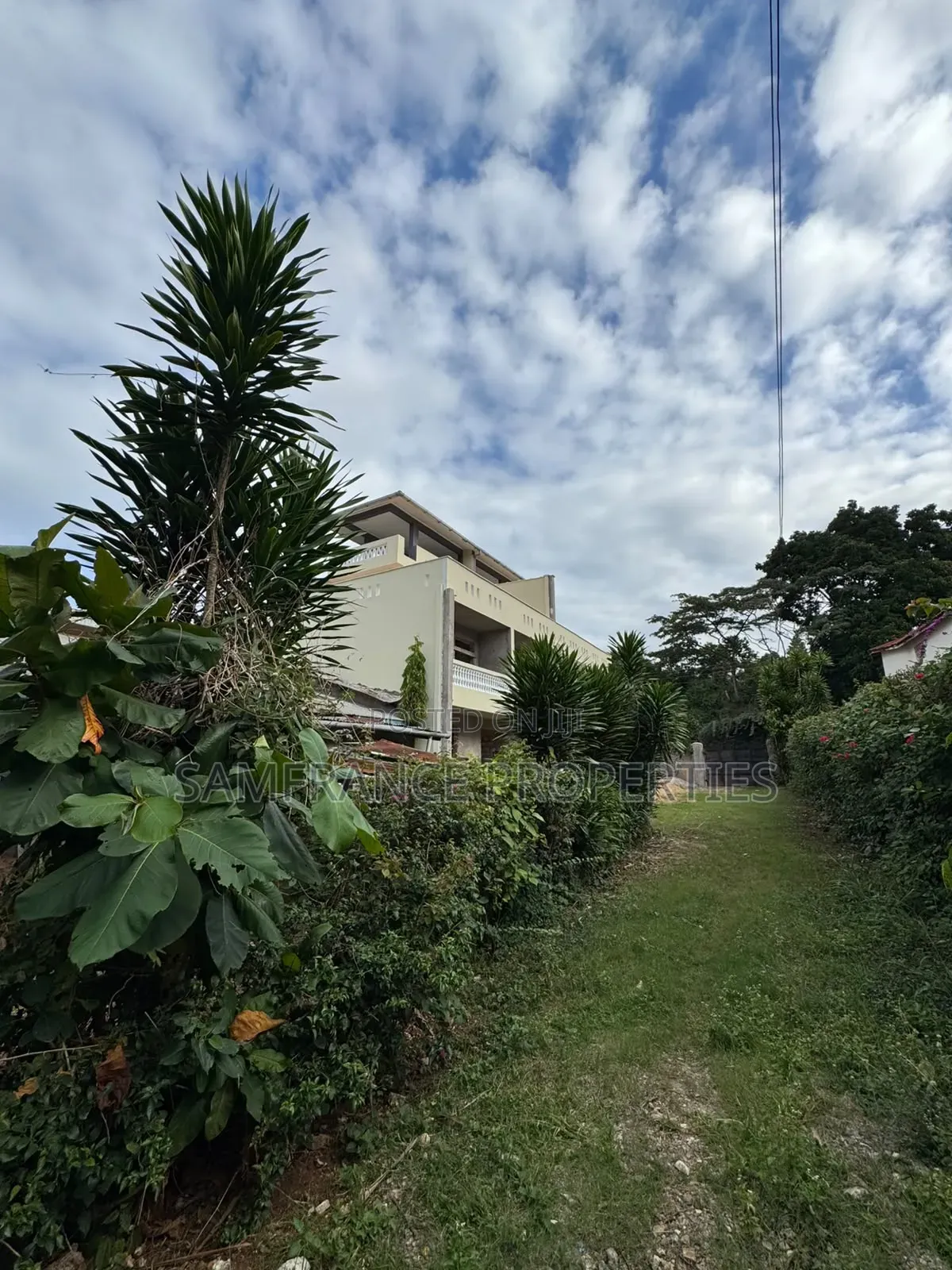 Diani Development Quarter Acre Plot Third Row