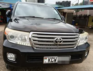 Toyota Land Cruiser 2012 Black