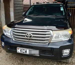 Toyota Land Cruiser 2012 Black