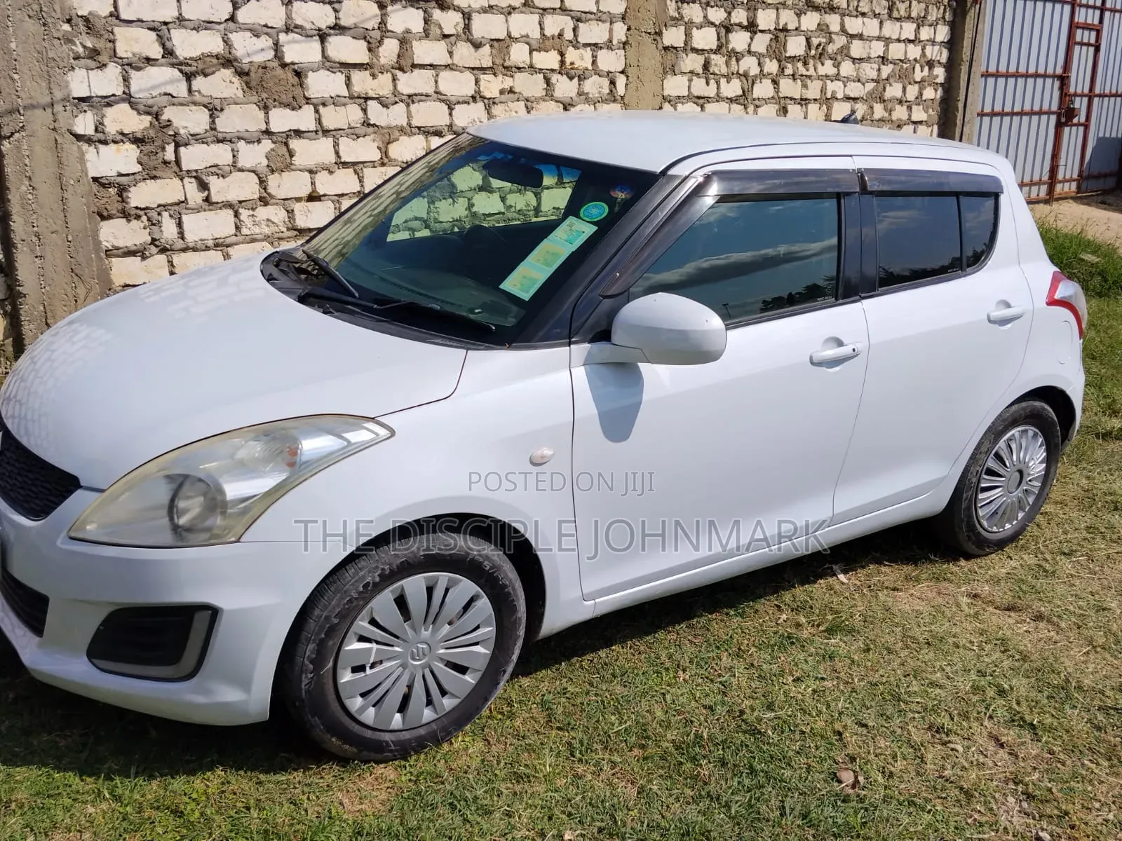 Suzuki Swift 2013 White