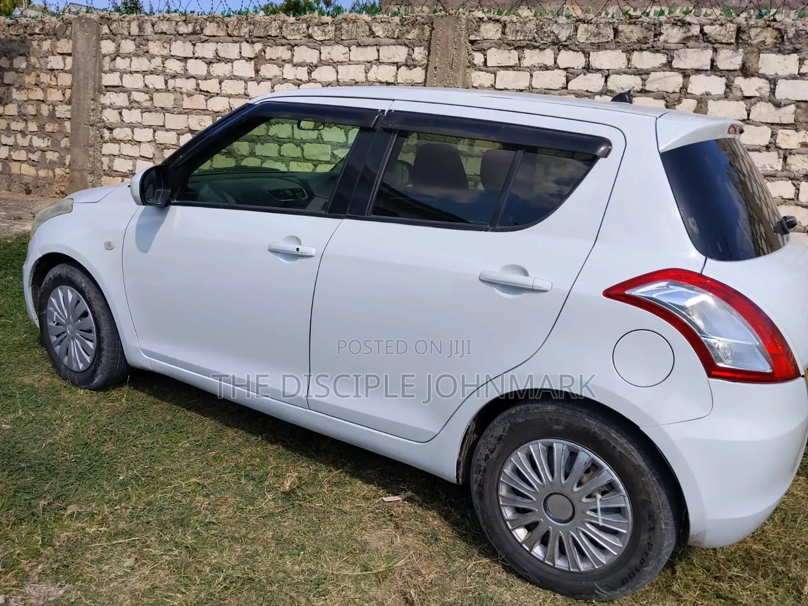 Suzuki Swift 2013 White