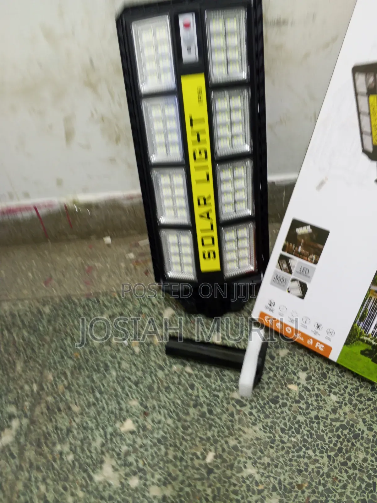 400W All-in-One Solar Street Light – Powerful Illumination