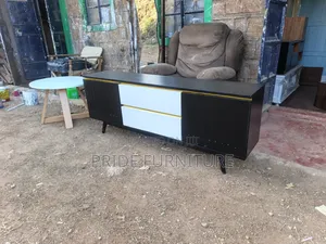 TV Stand, 5ft