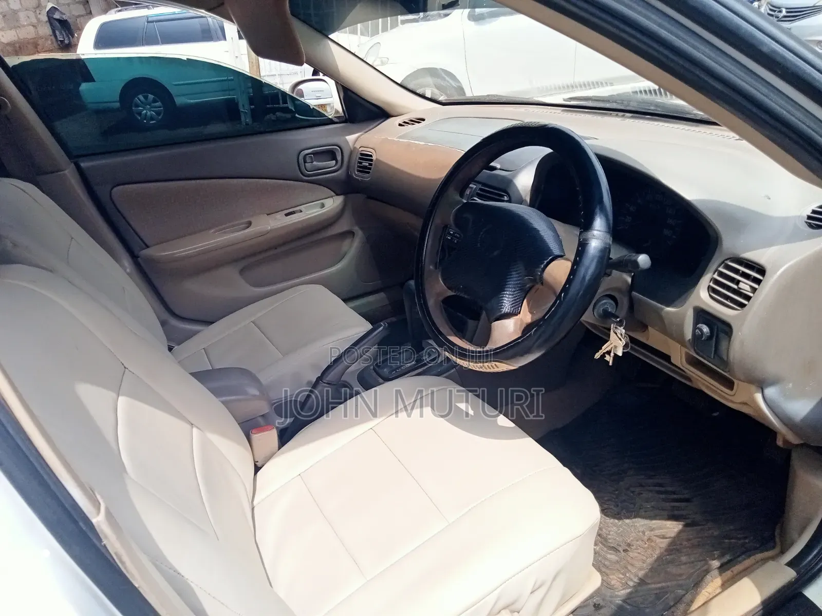 Nissan Sunny 2004 White