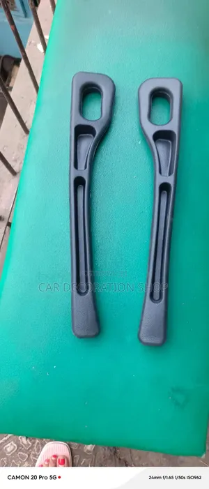 2pcs Durable Textured Rigid Molded Gap Filler Foam