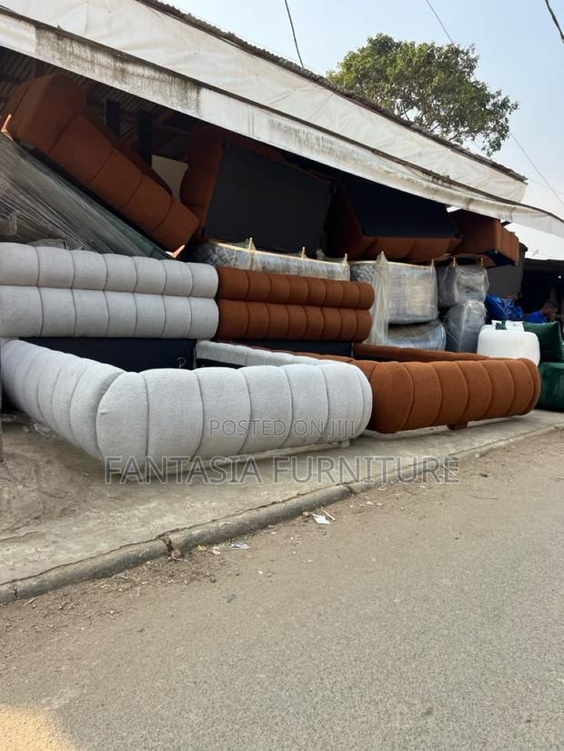 5x6 ROLL Bubble Bed Frame (More Color Options Available)
