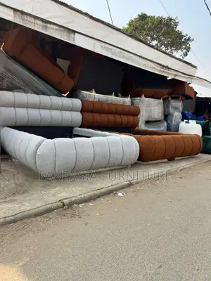 5x6 ROLL Bubble Bed Frame (More Color Options Available)