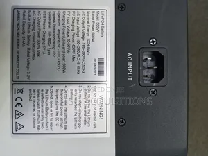 Yachu Solar Backup Power System – 2 AC Outputs