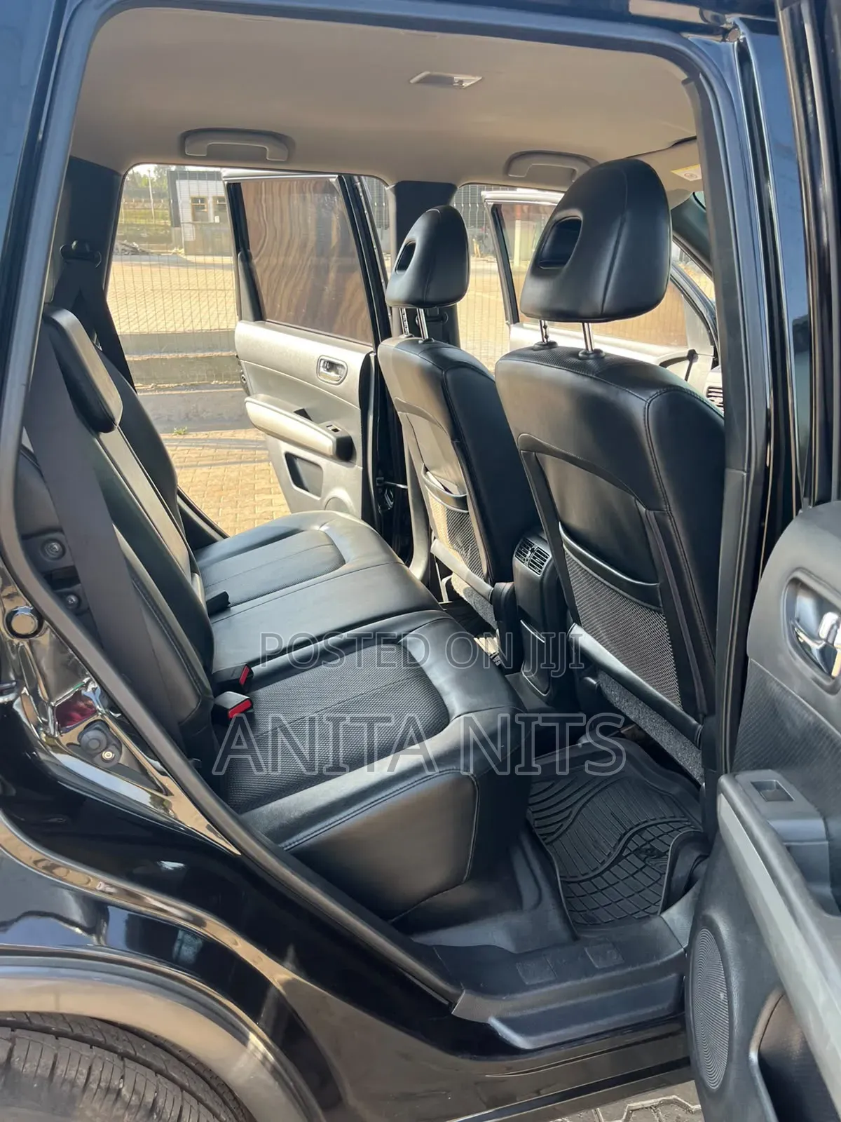 Nissan X-Trail 2010 Black
