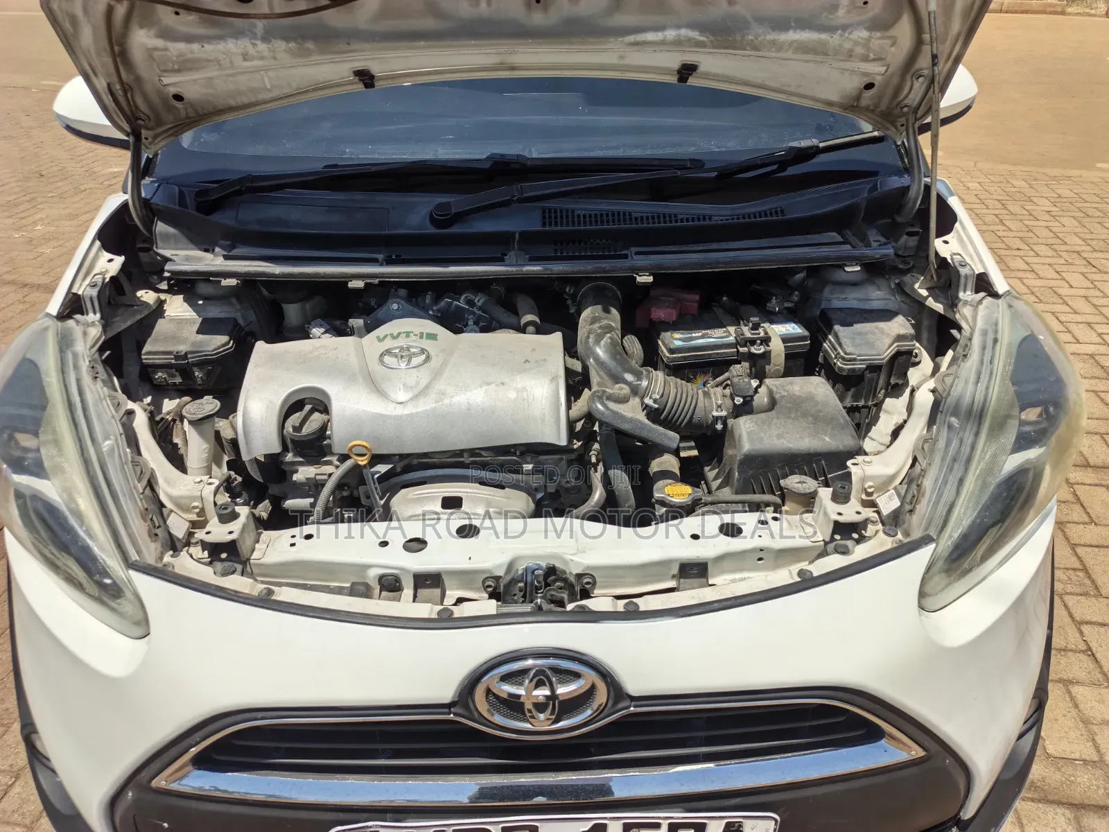 Toyota Sienta 2016 White