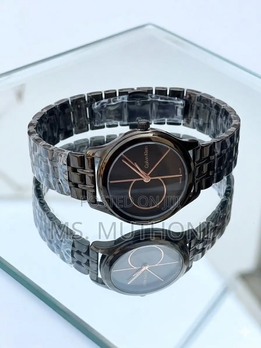 🔮🎀 Calvin Klein Minimalist Analog Wristwatch