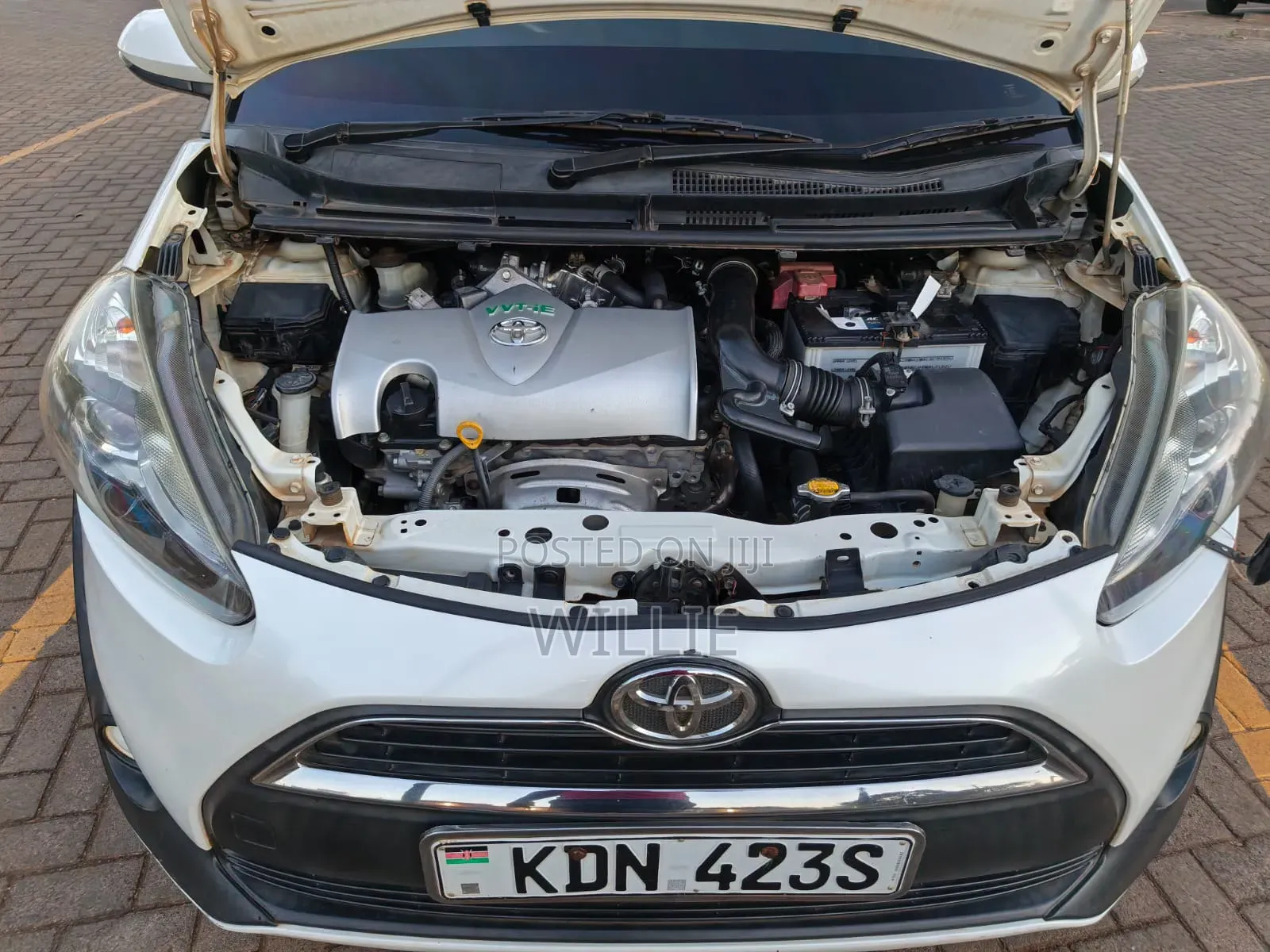 Toyota Sienta 2016 White