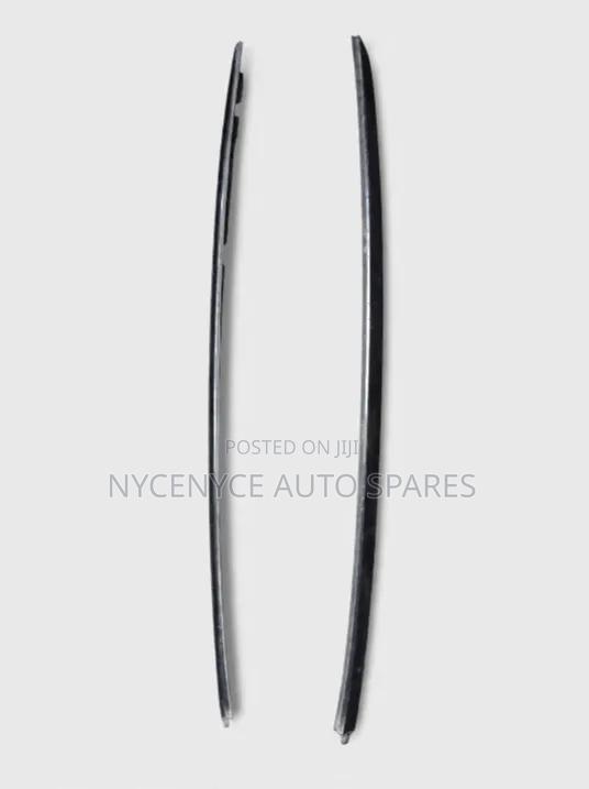 Roof Moulding Voxy/Noah New Model