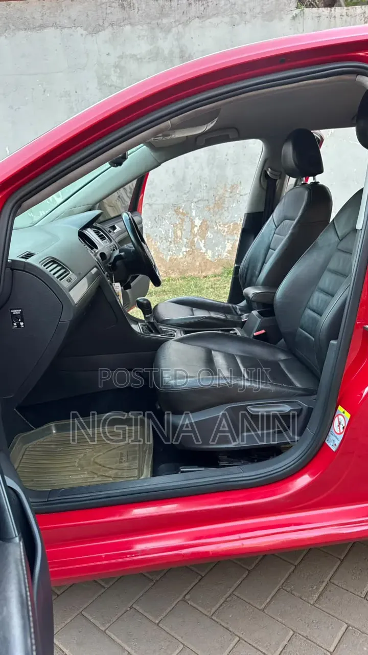 Volkswagen Golf 2015 Red