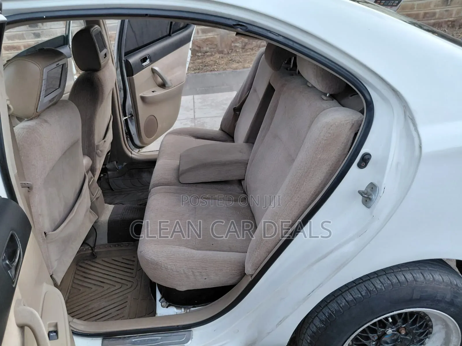 Toyota Premio 2005 White