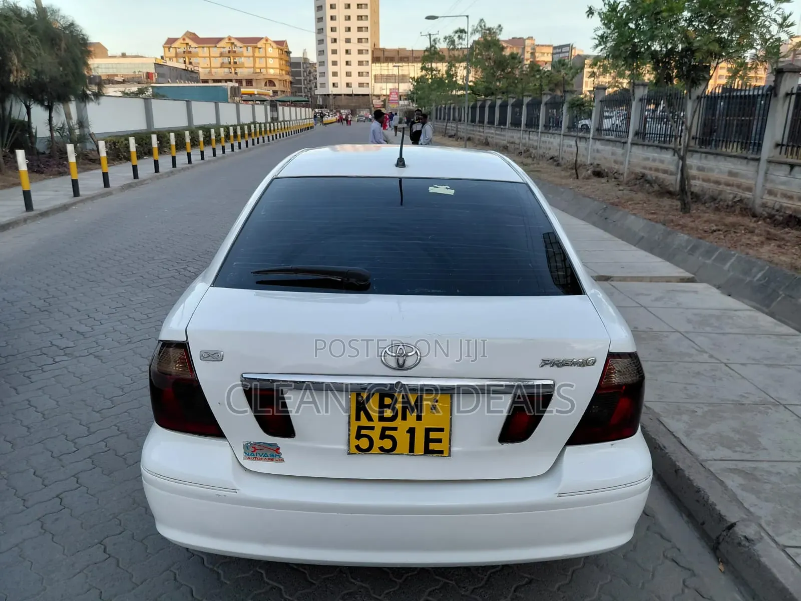 Toyota Premio 2005 White