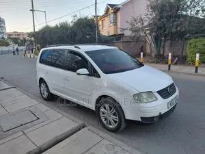 Volkswagen Touran 2003 White