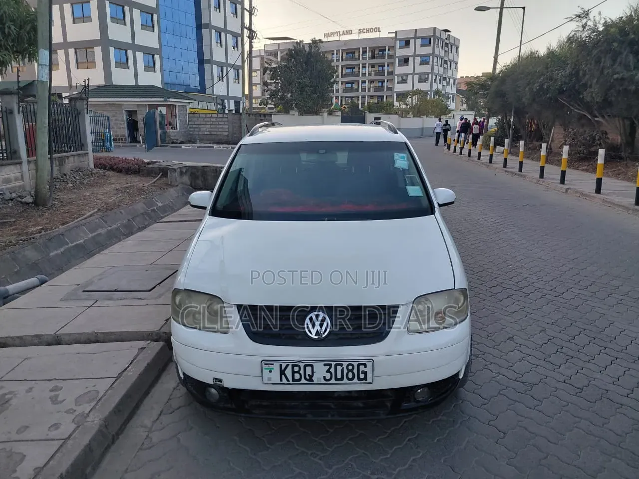 Volkswagen Touran 2003 White