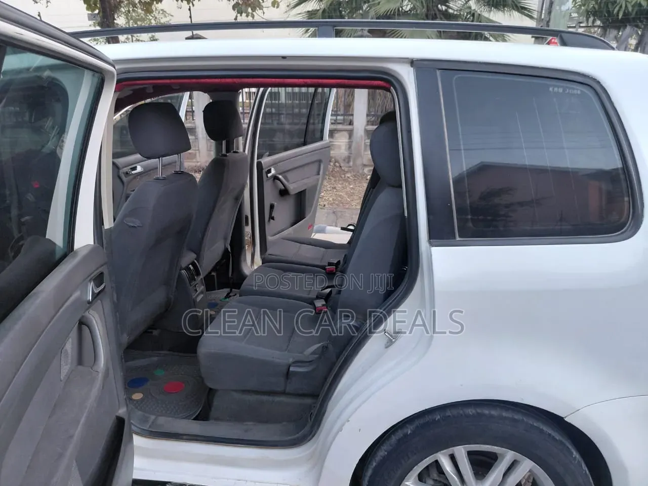 Volkswagen Touran 2003 White