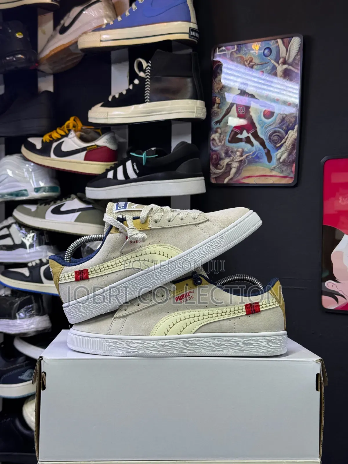 Cream Puma Expedition Sneakers
