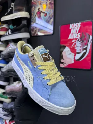 Blue Puma Expedition Sneakers