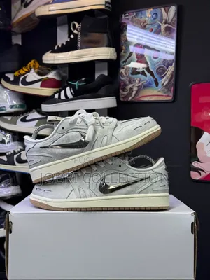 Air Jordan 1 Low Method of Make
Sneakers