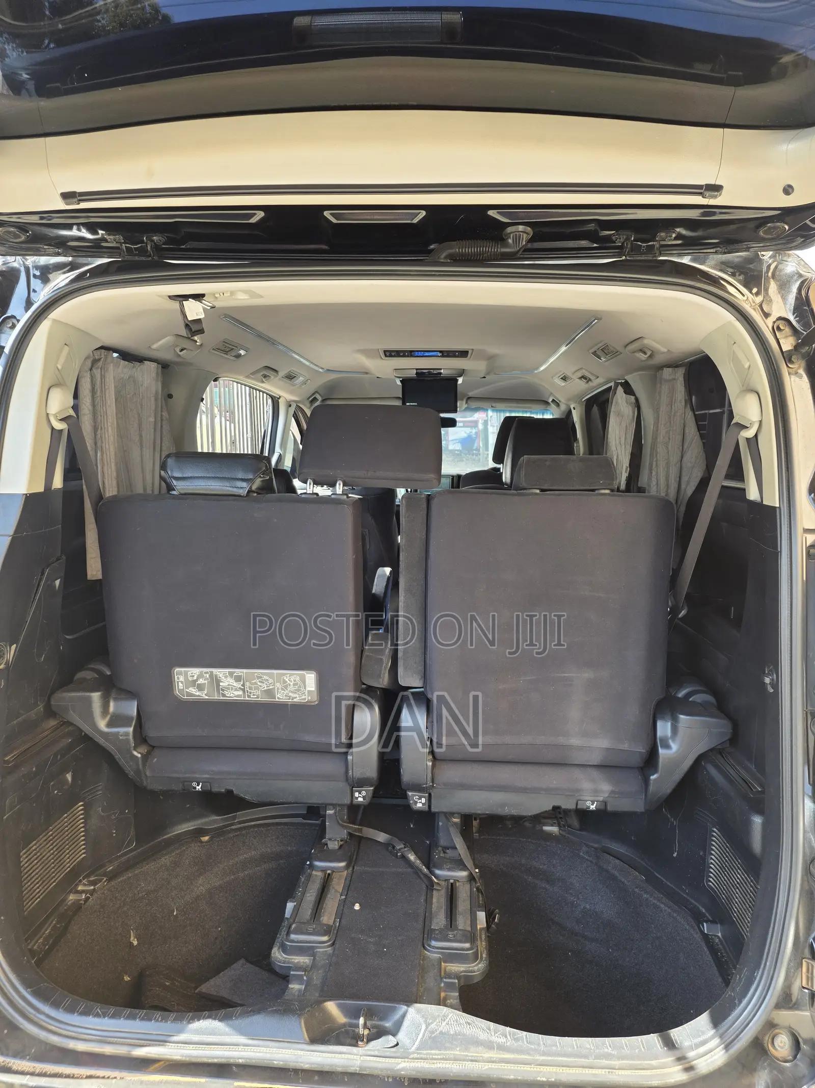 Toyota Vellfire 2015 Black