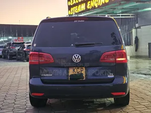 Volkswagen Touran 1.4 TSI 2011 Blue