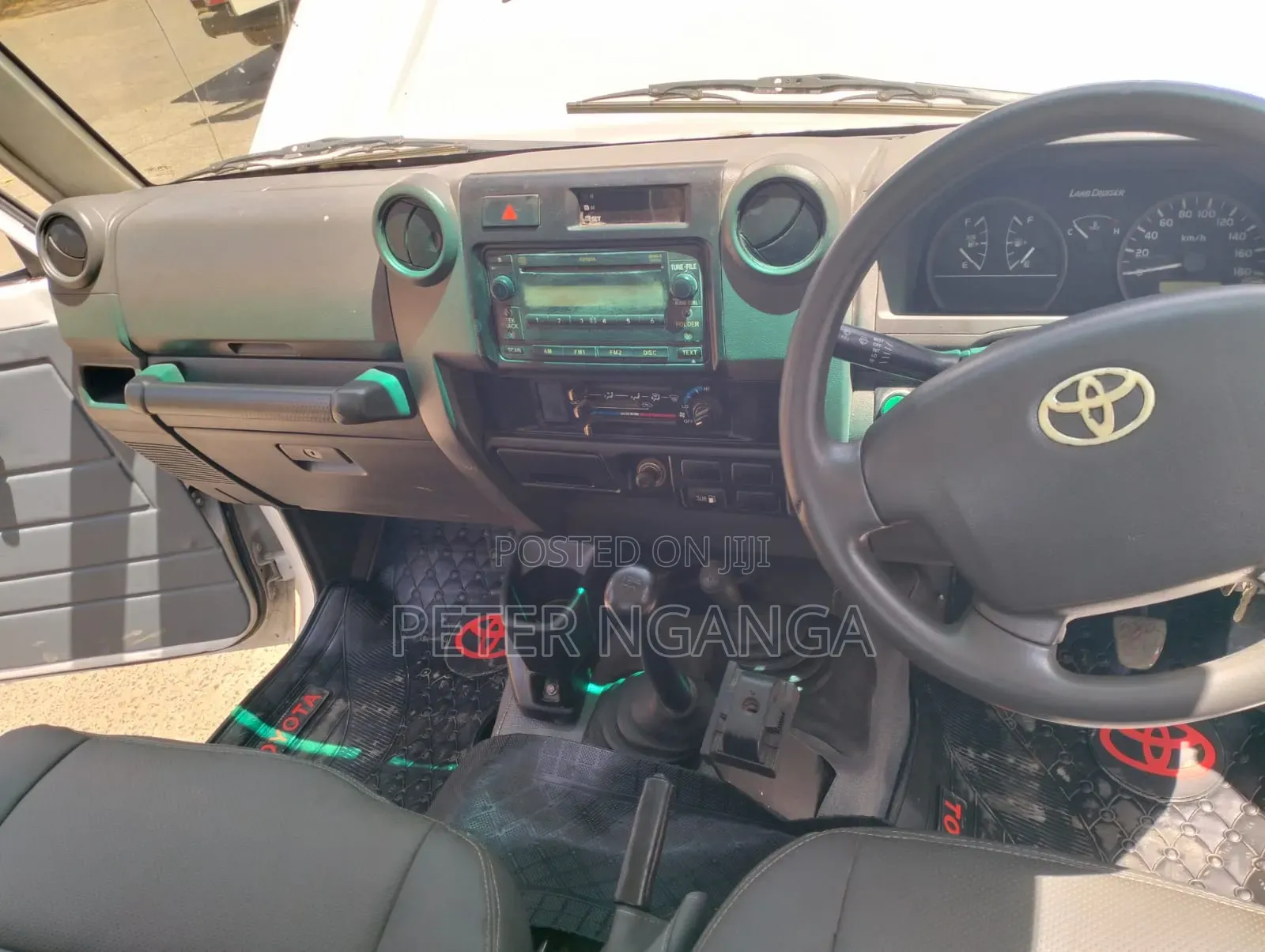 Toyota Land Cruiser 2013 White