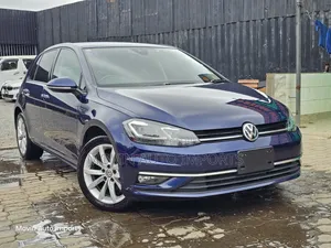 Volkswagen Golf 2019 Blue