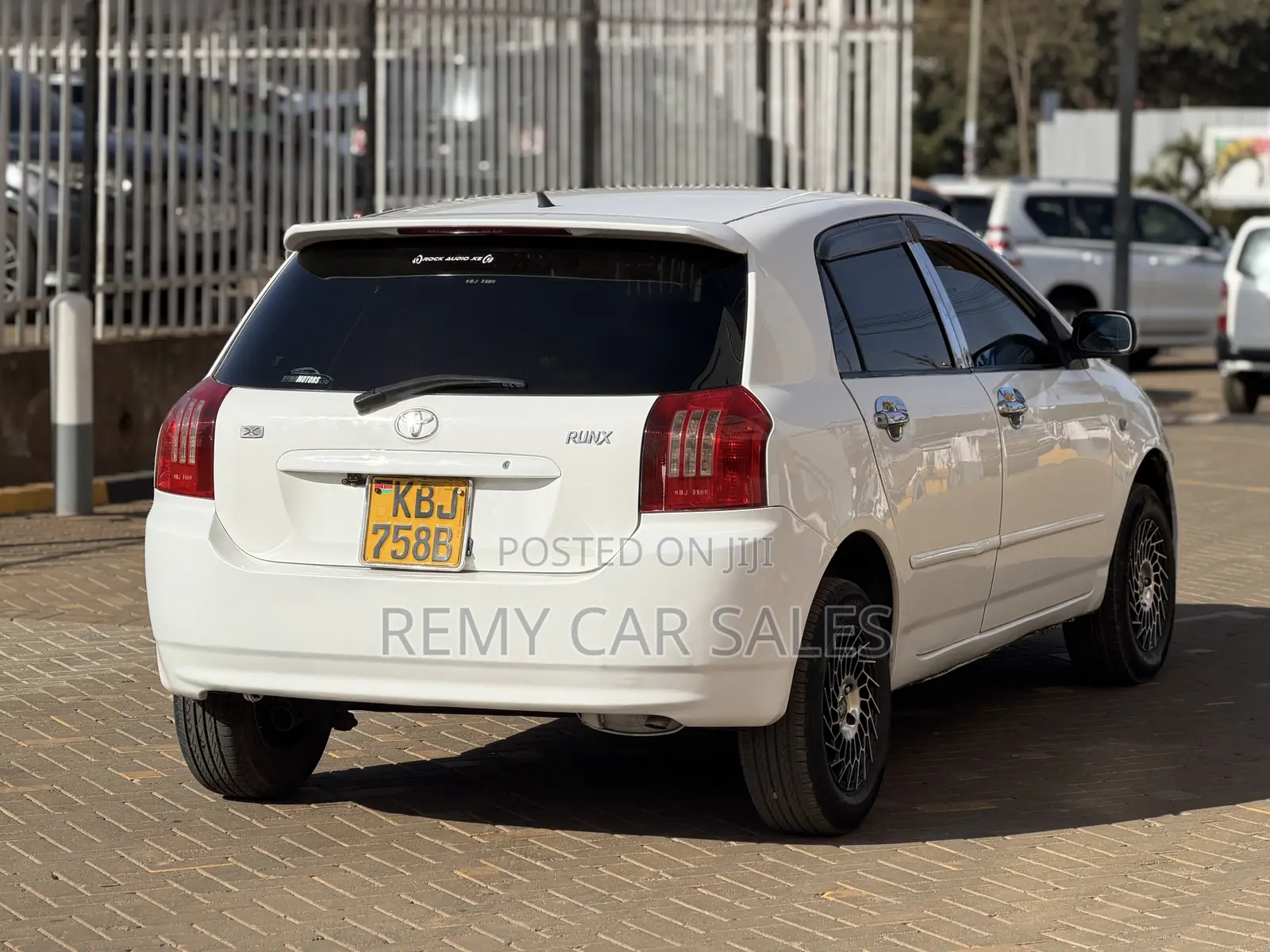 Toyota Corolla RunX 2003 White