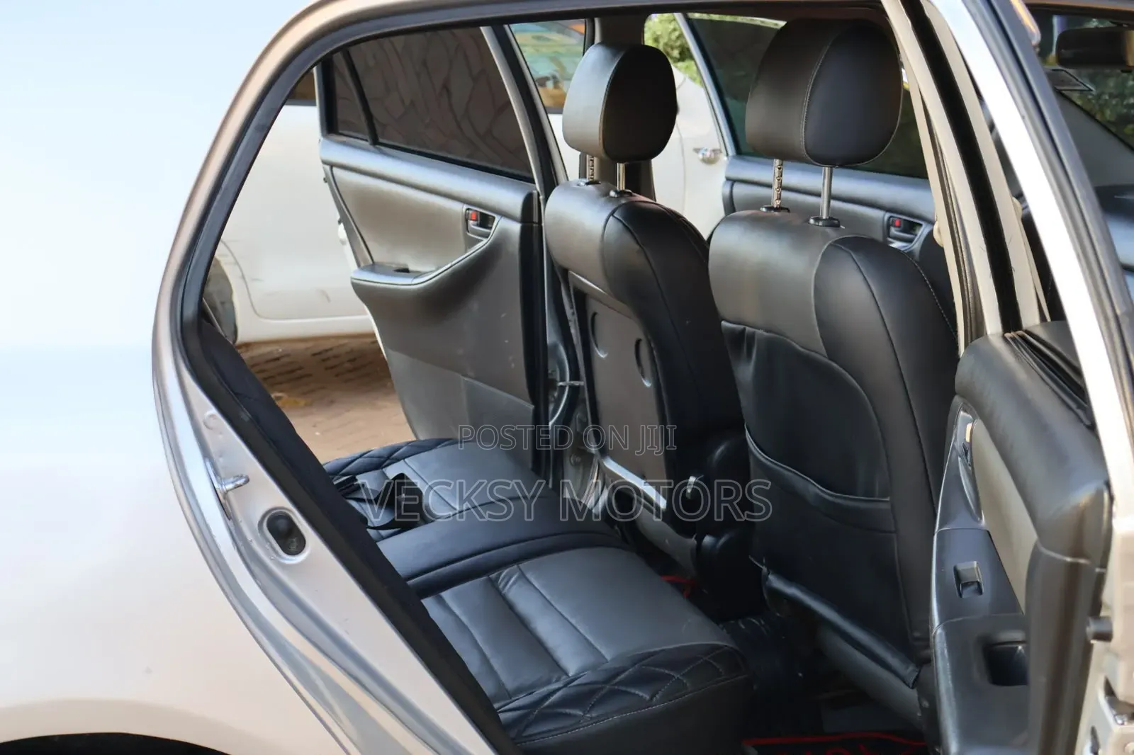 Toyota Corolla RunX 2002 Silver