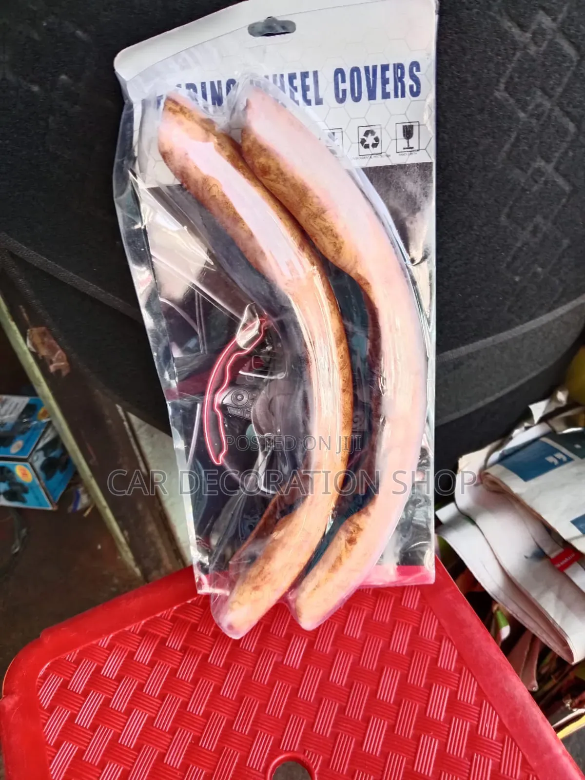 2pc Antislip Segments Formica Finish Steering Wheel Grips