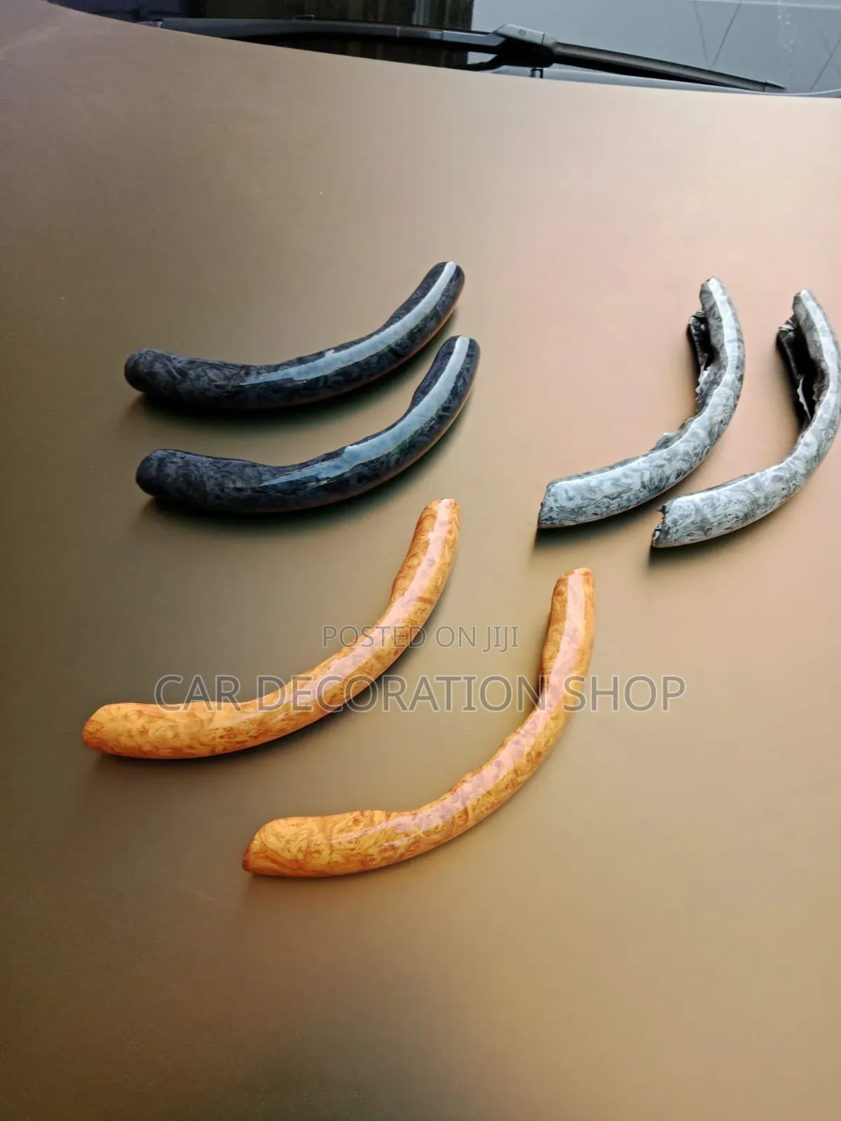 2pc Antislip Segments Formica Finish Steering Wheel Grips