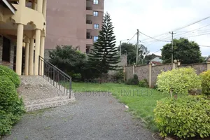 6bdrm Maisonette in Thome Estate for sale